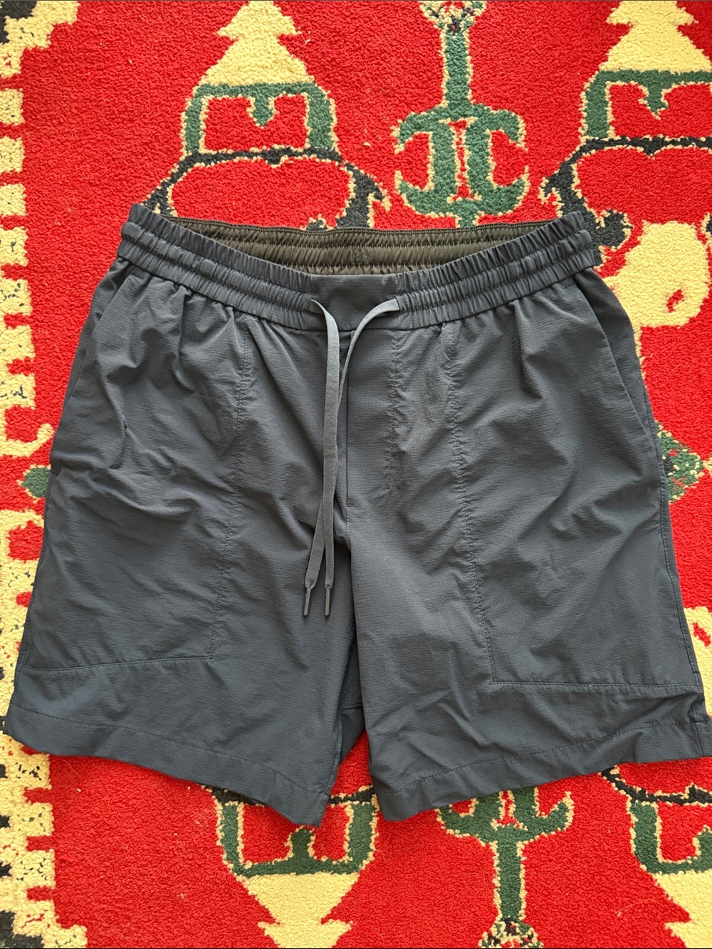 Lululemon 8 inch Bowline Men's Athletic Navy Drawstring Performance Shorts